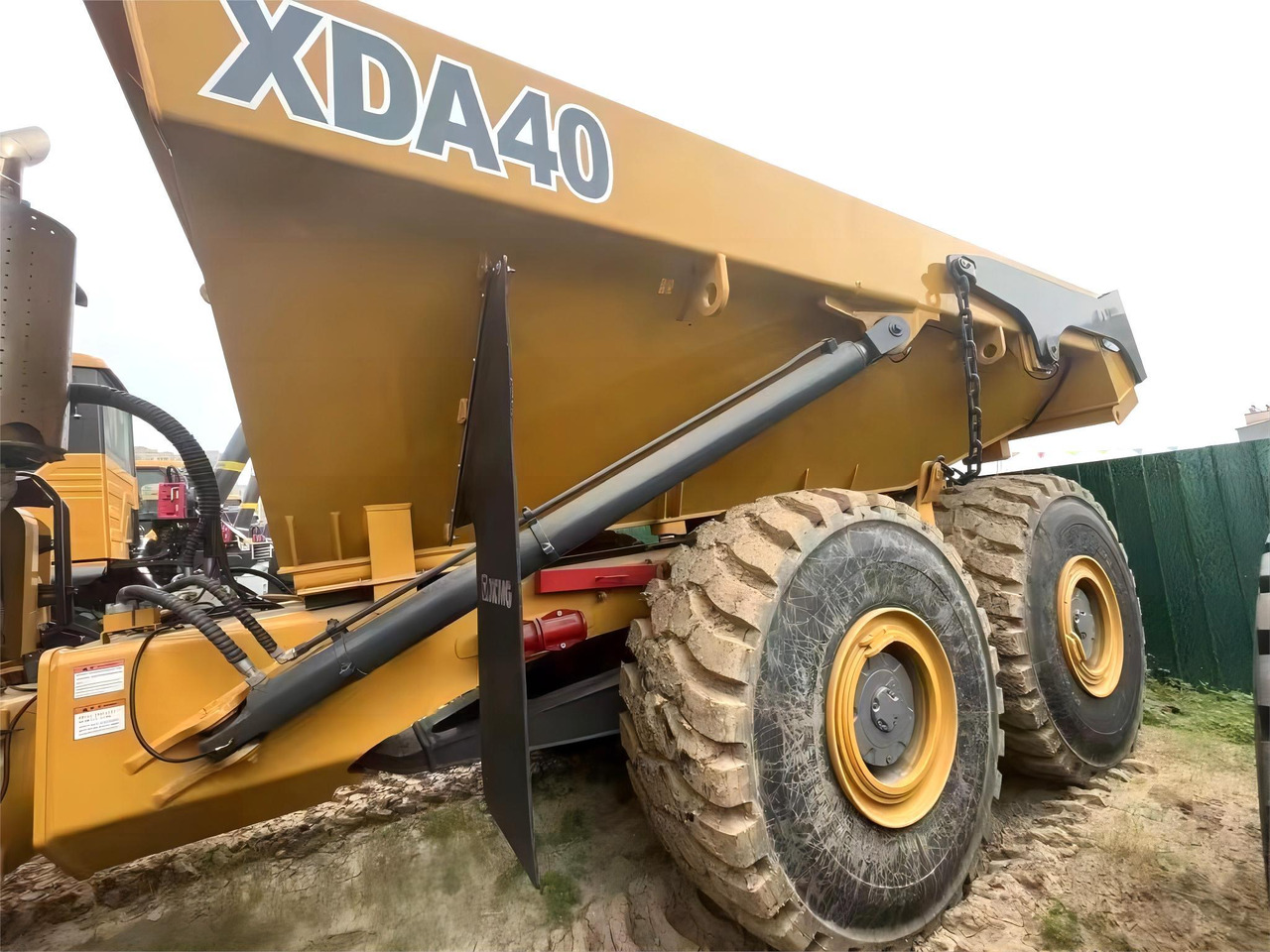 XCMG Official Xda40 40 Ton Second Hand Used Mining Dump Truck with Good Price - Caminhão articulado: foto 3 XCMG Official Xda40 40 Ton Second Hand Used Mining Dump Truck with Good Price - Caminhão articulado: foto 3