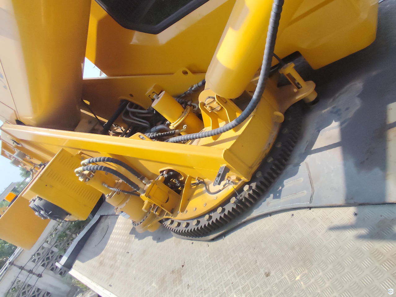 XCMG QAY300 300ton all terrain crane truck price - Grua todo o terreno: foto 2 XCMG QAY300 300ton all terrain crane truck price - Grua todo o terreno: foto 2