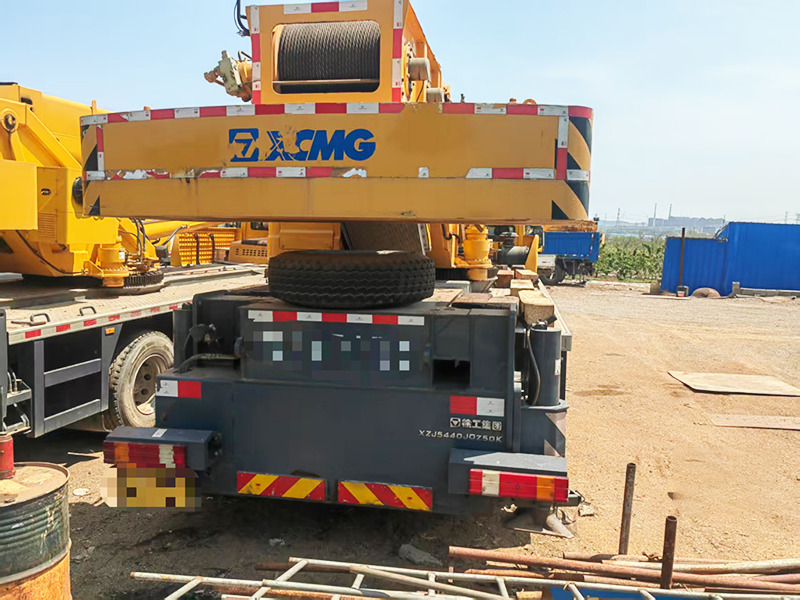 XCMG QY50KC hot sale used 50ton hydraulic crane truck price - Grua móvel: foto 2 XCMG QY50KC hot sale used 50ton hydraulic crane truck price - Grua móvel: foto 2