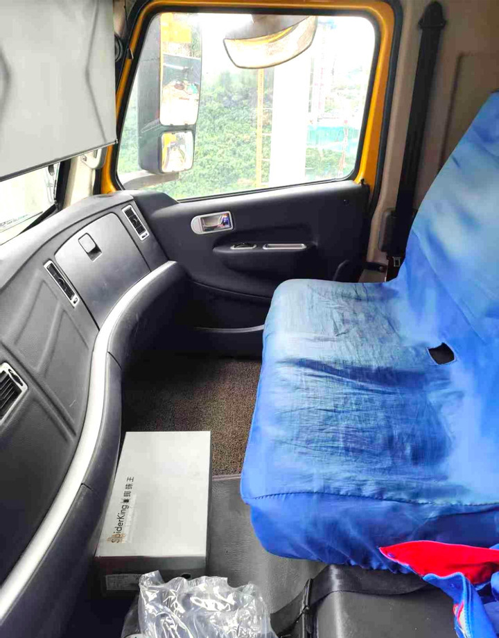 XCMG QY95K7C 95ton used truck crane mobile price - Grua móvel: foto 2 XCMG QY95K7C 95ton used truck crane mobile price - Grua móvel: foto 2