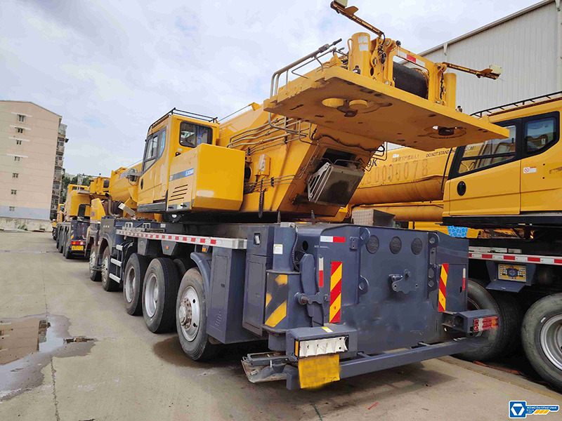 XCMG QY95K7C used 95 ton mobile crane with good condition - Grua móvel: foto 4 XCMG QY95K7C used 95 ton mobile crane with good condition - Grua móvel: foto 4