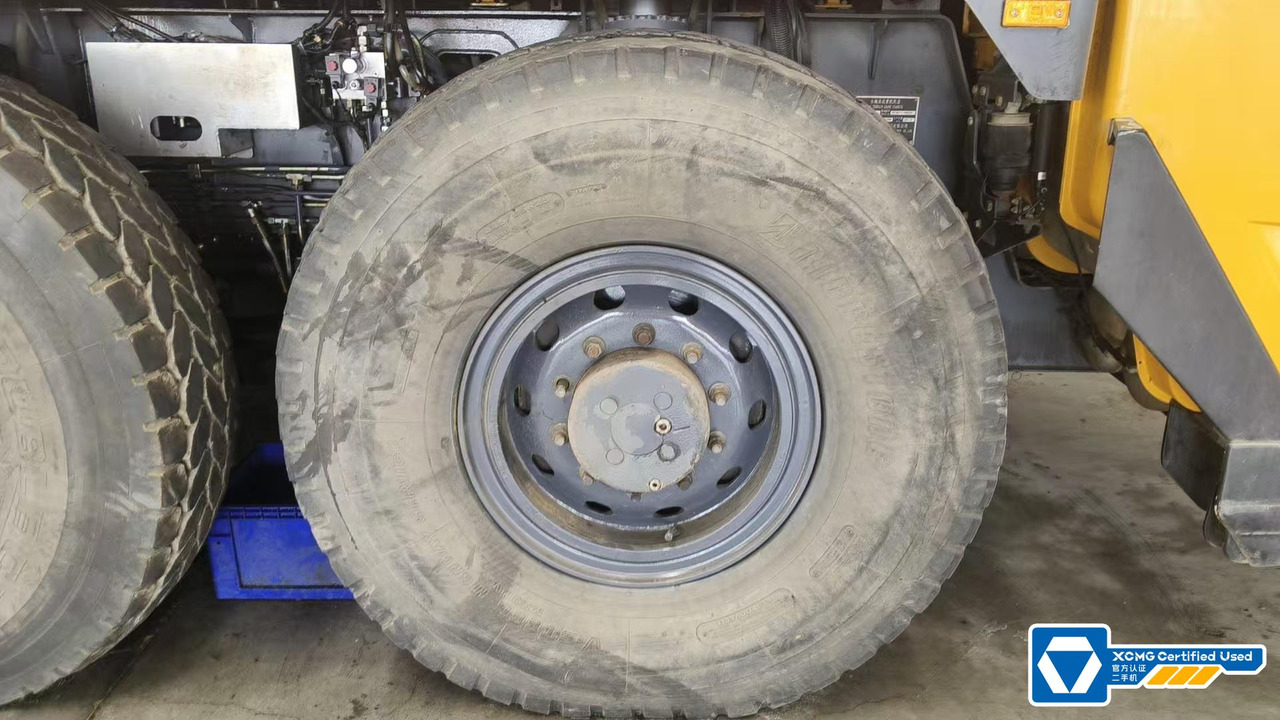 XCMG XCA550 550ton all terrain crane with diesel engine - Grua todo o terreno: foto 3 XCMG XCA550 550ton all terrain crane with diesel engine - Grua todo o terreno: foto 3