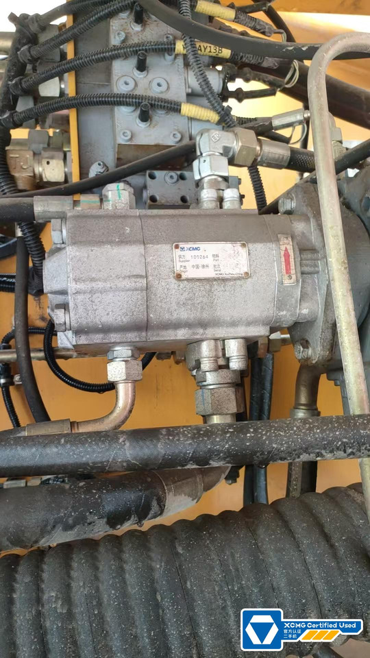 XCMG XCT130 130ton diesel second hand crane truck - Grua móvel: foto 4 XCMG XCT130 130ton diesel second hand crane truck - Grua móvel: foto 4