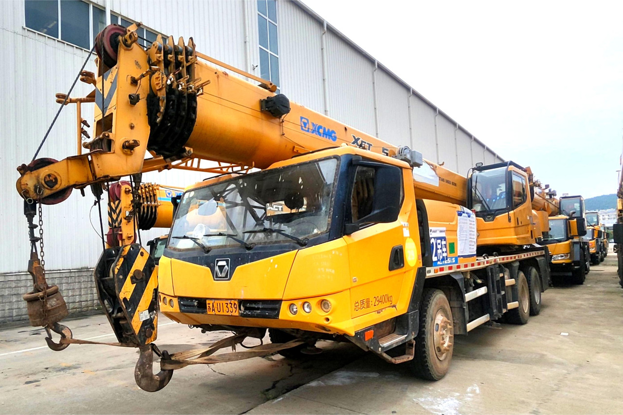XCMG XCT20L5 20ton used 5-section mobile hydraulic truck crane price - Grua móvel: foto 3 XCMG XCT20L5 20ton used 5-section mobile hydraulic truck crane price - Grua móvel: foto 3