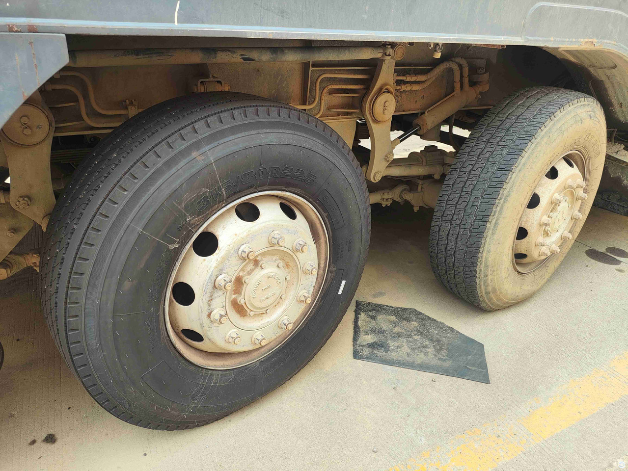 XCMG XCT55L5 55ton used 5-section truck crane price - Grua móvel: foto 2 XCMG XCT55L5 55ton used 5-section truck crane price - Grua móvel: foto 2