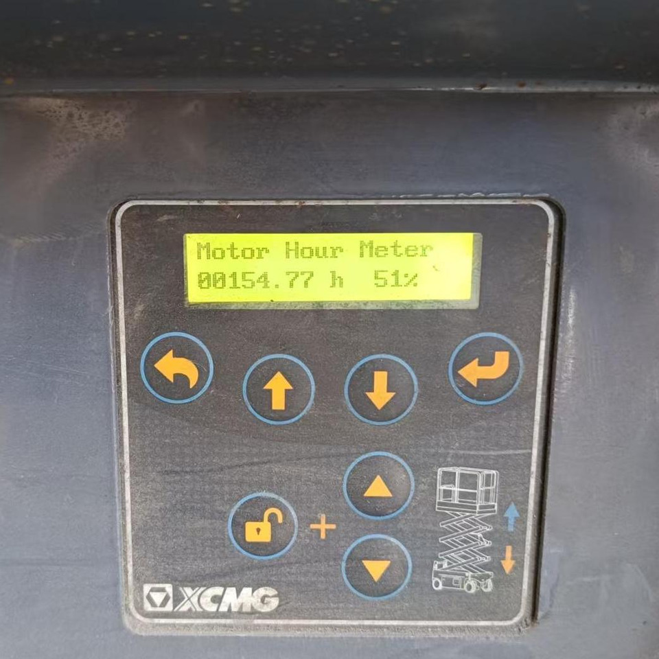 Plataforma de Tijera/ Plataforma de tesoura XCMG XG0607DC 6m hydraulic mobile scissor lift price: foto 6