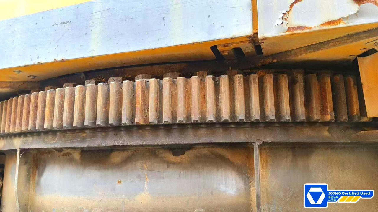 XCMG second hand large ton all terrain crane 650 ton QAY650 - Grua todo o terreno: foto 3 XCMG second hand large ton all terrain crane 650 ton QAY650 - Grua todo o terreno: foto 3