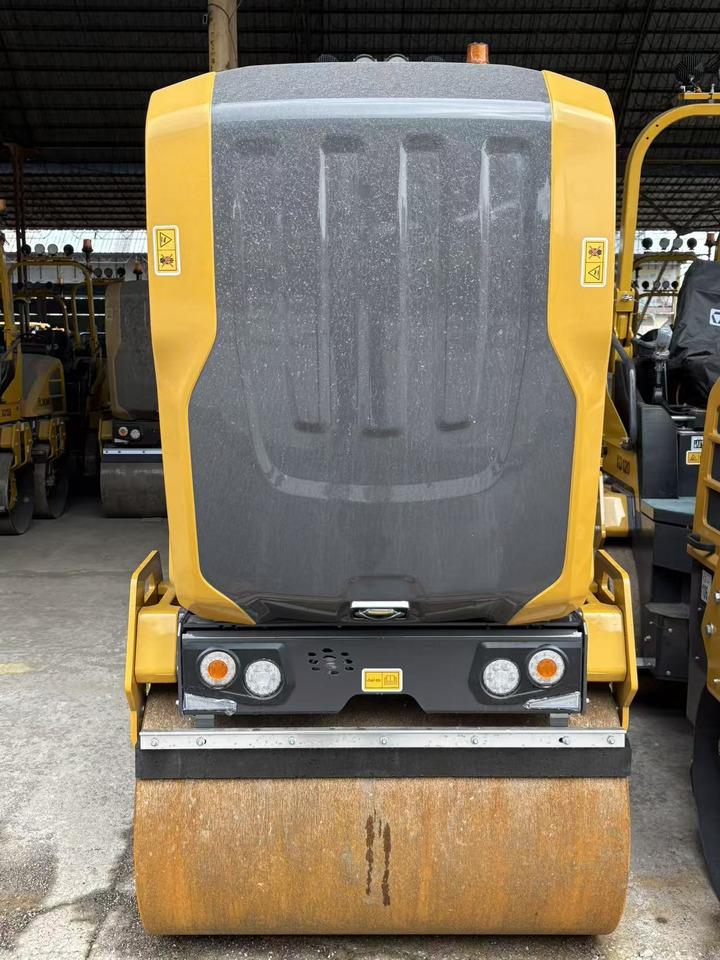 Compactador pequeno de asfalto XCMG small XD120 Double Drum Vibratory Road Roller: foto 7