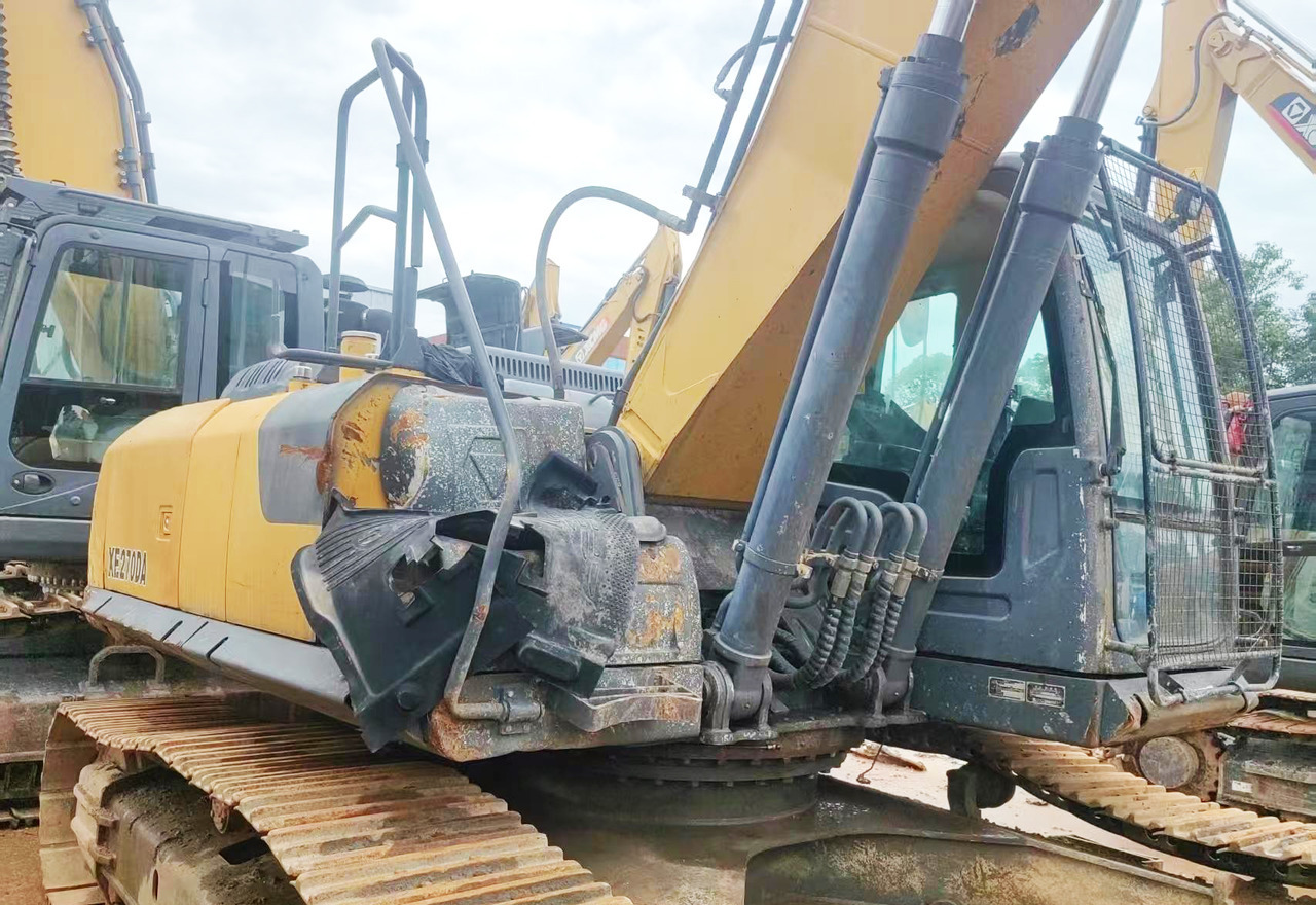 XCMG used 27ton crawler excavator XE270DK price - Escavadora de rastos: foto 3 XCMG used 27ton crawler excavator XE270DK price - Escavadora de rastos: foto 3