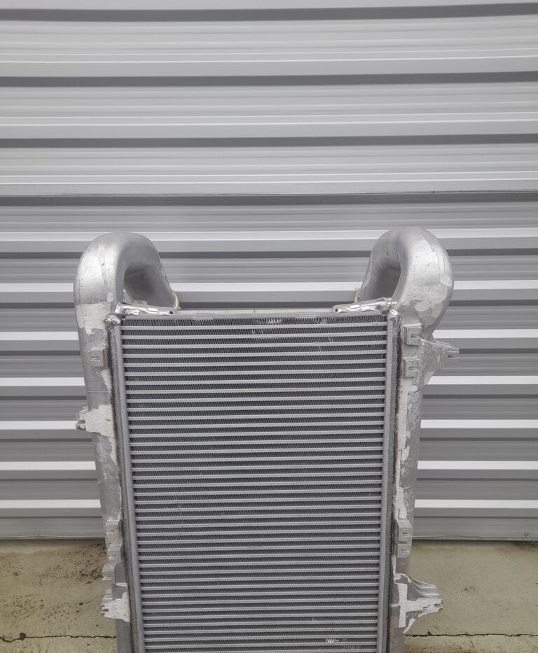 DAF 1691394 DAF XF 105 truck - Intercooler por Camião: foto 3 DAF 1691394 DAF XF 105 truck - Intercooler por Camião: foto 3