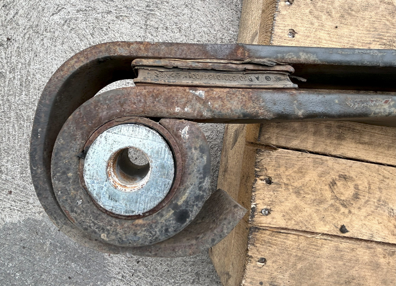 DAF 2-LEAF SPRING DAF XF 106 LIFT - Suspensão de molas/ Suspensão de lâminas: foto 2 DAF 2-LEAF SPRING DAF XF 106 LIFT - Suspensão de molas/ Suspensão de lâminas: foto 2