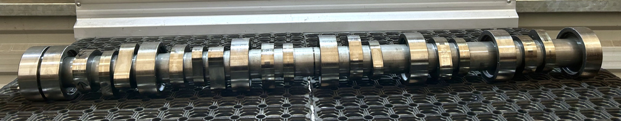 DAF CAMSHAFT DAF XF 106  480 530 - Árvore de cames: foto 2 DAF CAMSHAFT DAF XF 106  480 530 - Árvore de cames: foto 2