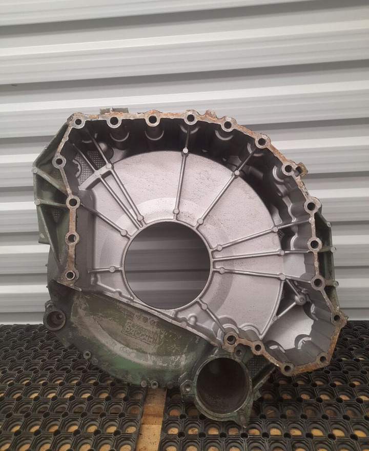 DAF XF 105 1695375105 1695375 105 DAF truck - Volante do motor por Camião: foto 1 DAF XF 105 1695375105 1695375 105 DAF truck - Volante do motor por Camião: foto 1