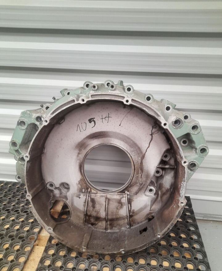 DAF XF 105 1695375105 1695375 105 DAF truck - Volante do motor por Camião: foto 2 DAF XF 105 1695375105 1695375 105 DAF truck - Volante do motor por Camião: foto 2