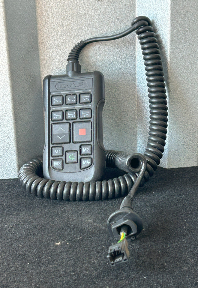 DAF XF 106 480 SUSPENSION AIRBAG REMOTE CONTROL - Suspensão por Camião: foto 1 DAF XF 106 480 SUSPENSION AIRBAG REMOTE CONTROL - Suspensão por Camião: foto 1