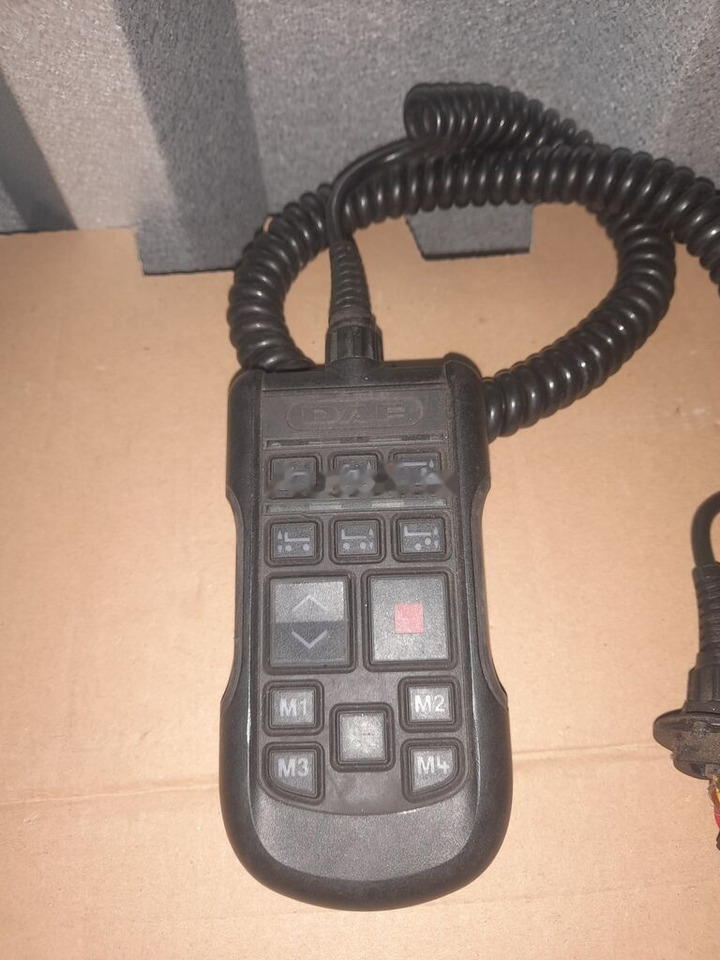 DAF XF 106 DAF truck - Suspensão por Camião: foto 1 DAF XF 106 DAF truck - Suspensão por Camião: foto 1