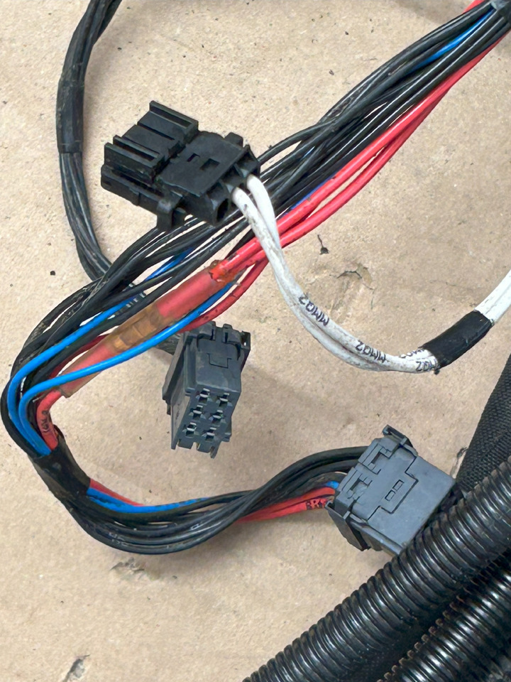 Cables/ Wire harness DAF XF 106 ELECTRICAL HARNESS: foto 8 Cables/ Wire harness DAF XF 106 ELECTRICAL HARNESS: foto 8
