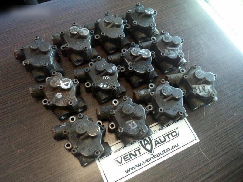 DAF ZF Kraftstoffpumpe ZF 7018955150 DAF XF 105 truck - Bomba de combustivel por Camião: foto 5 DAF ZF Kraftstoffpumpe ZF 7018955150 DAF XF 105 truck - Bomba de combustivel por Camião: foto 5