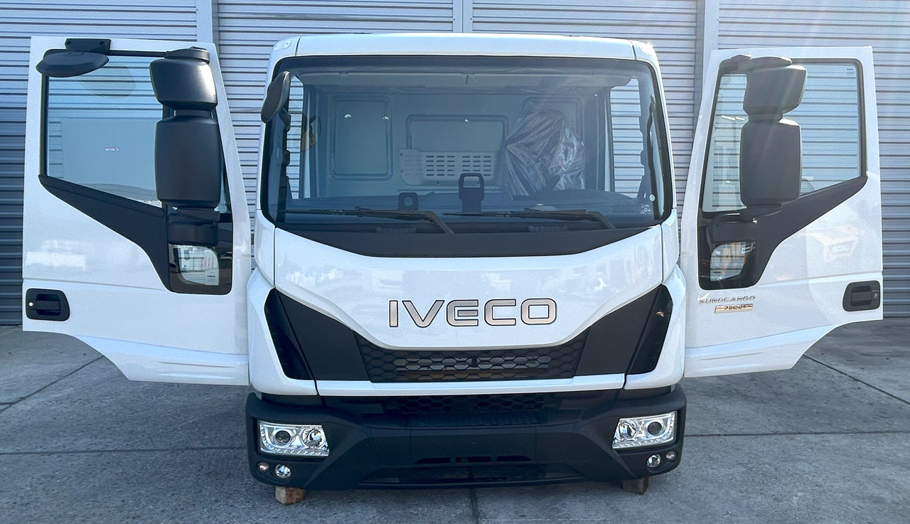 IVECO Eurocargo 75 DAY cabine Fahrerhaus Cab 2025 - Cabine por Automóvel: foto 1 IVECO Eurocargo 75 DAY cabine Fahrerhaus Cab 2025 - Cabine por Automóvel: foto 1
