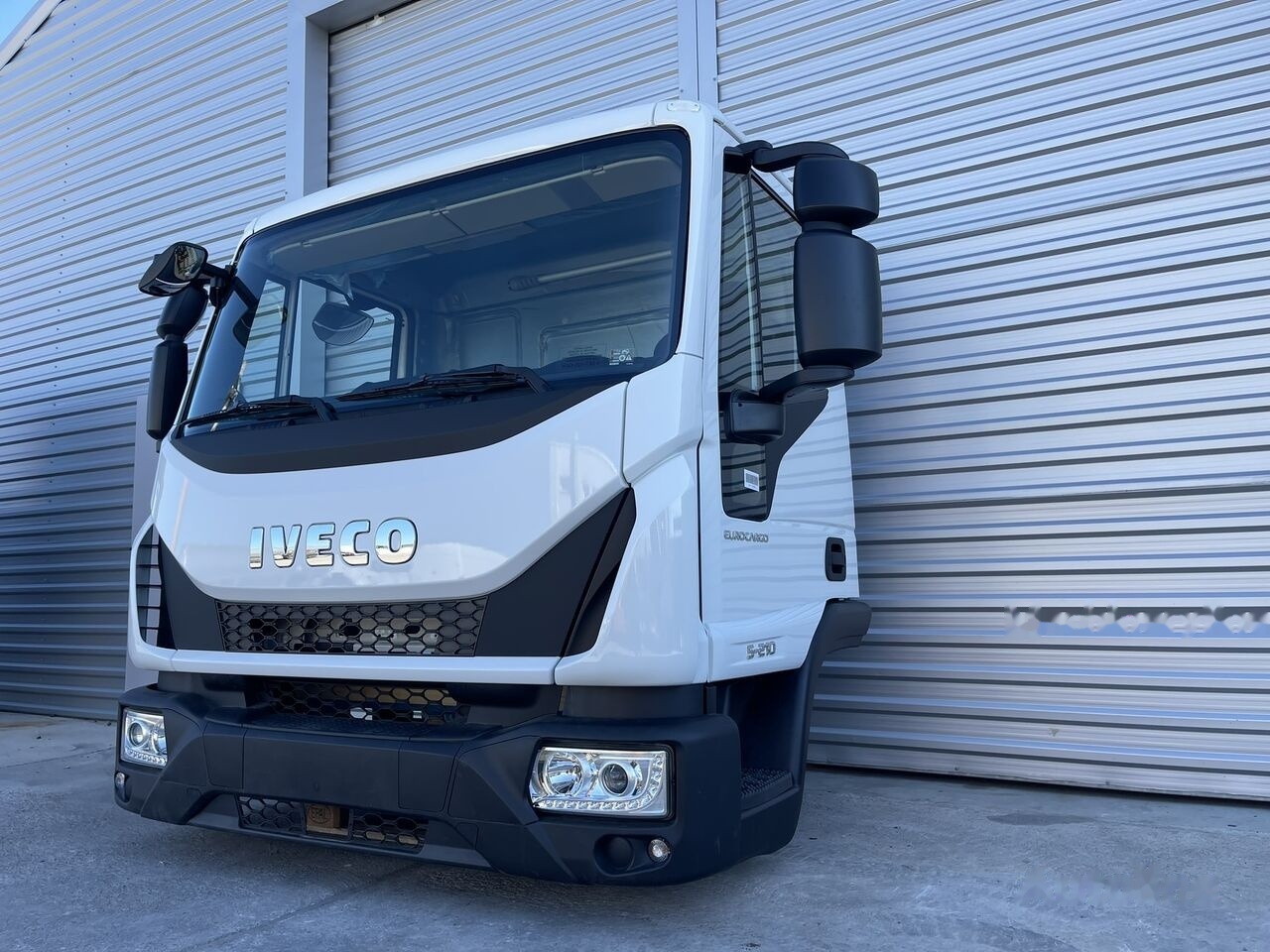 IVECO Eurocargo for IVECO Eurocargo DAY cabine - Cabine por Automóvel: foto 1 IVECO Eurocargo for IVECO Eurocargo DAY cabine - Cabine por Automóvel: foto 1