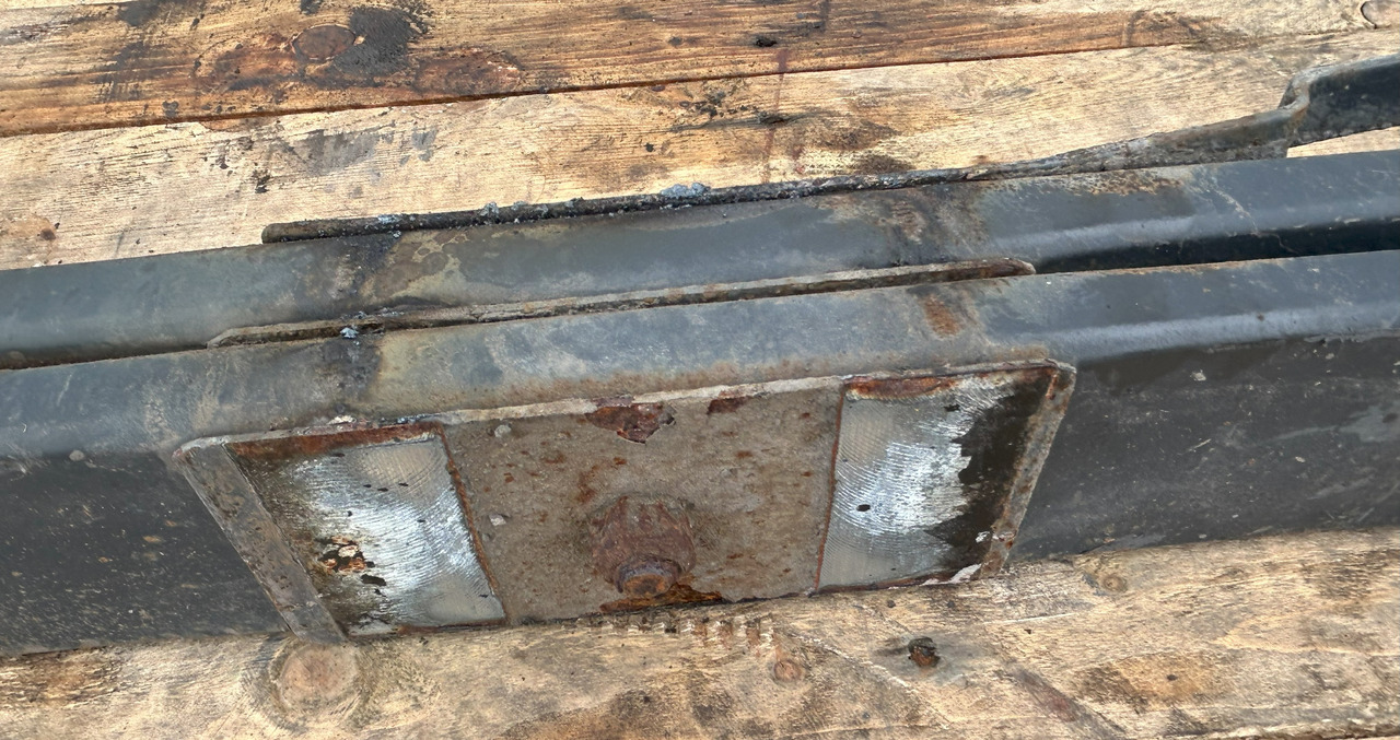 MERCEDES 2-LEAF SPRING MERCEDES ACTROS - Suspensão de molas/ Suspensão de lâminas: foto 4 MERCEDES 2-LEAF SPRING MERCEDES ACTROS - Suspensão de molas/ Suspensão de lâminas: foto 4