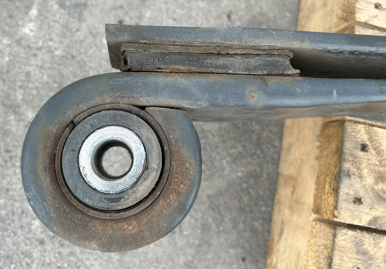 MERCEDES 2-LEAF SPRING MERCEDES ACTROS - Suspensão de molas/ Suspensão de lâminas: foto 2 MERCEDES 2-LEAF SPRING MERCEDES ACTROS - Suspensão de molas/ Suspensão de lâminas: foto 2