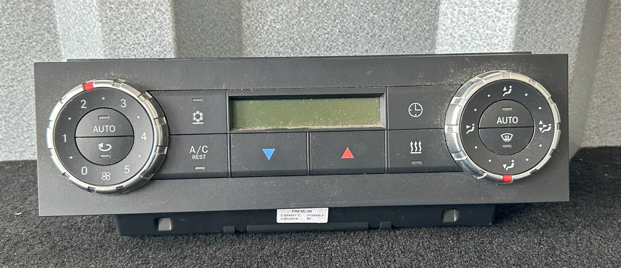 MERCEDES AIR CONDITIONING CONTROL PANEL AROCS MP4 - Peça de ar condicionado: foto 1 MERCEDES AIR CONDITIONING CONTROL PANEL AROCS MP4 - Peça de ar condicionado: foto 1