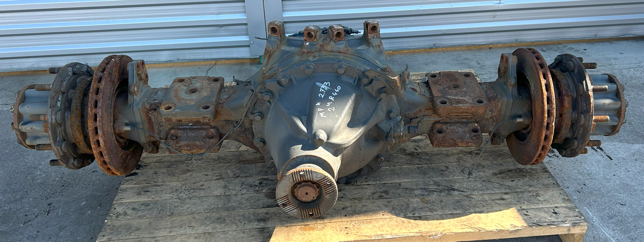 MERCEDES AXLE + HUBS R440-13,0 2,733 ACTROS MP4 - Eixo traseiro: foto 1 MERCEDES AXLE + HUBS R440-13,0 2,733 ACTROS MP4 - Eixo traseiro: foto 1
