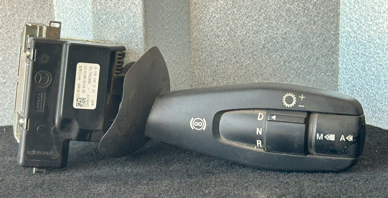 MERCEDES GEAR SHIFT PAPER ACTROS MP4 - Manete de mudanças: foto 1 MERCEDES GEAR SHIFT PAPER ACTROS MP4 - Manete de mudanças: foto 1