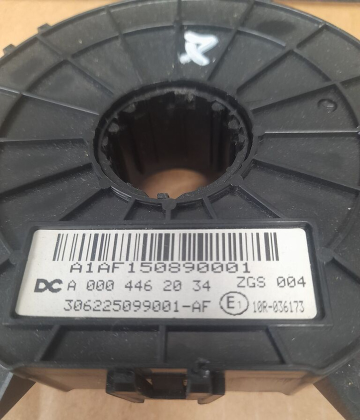 Mercedes-Benz ACTROS MP4 A0004462034 - Sensor por Camião: foto 3 Mercedes-Benz ACTROS MP4 A0004462034 - Sensor por Camião: foto 3