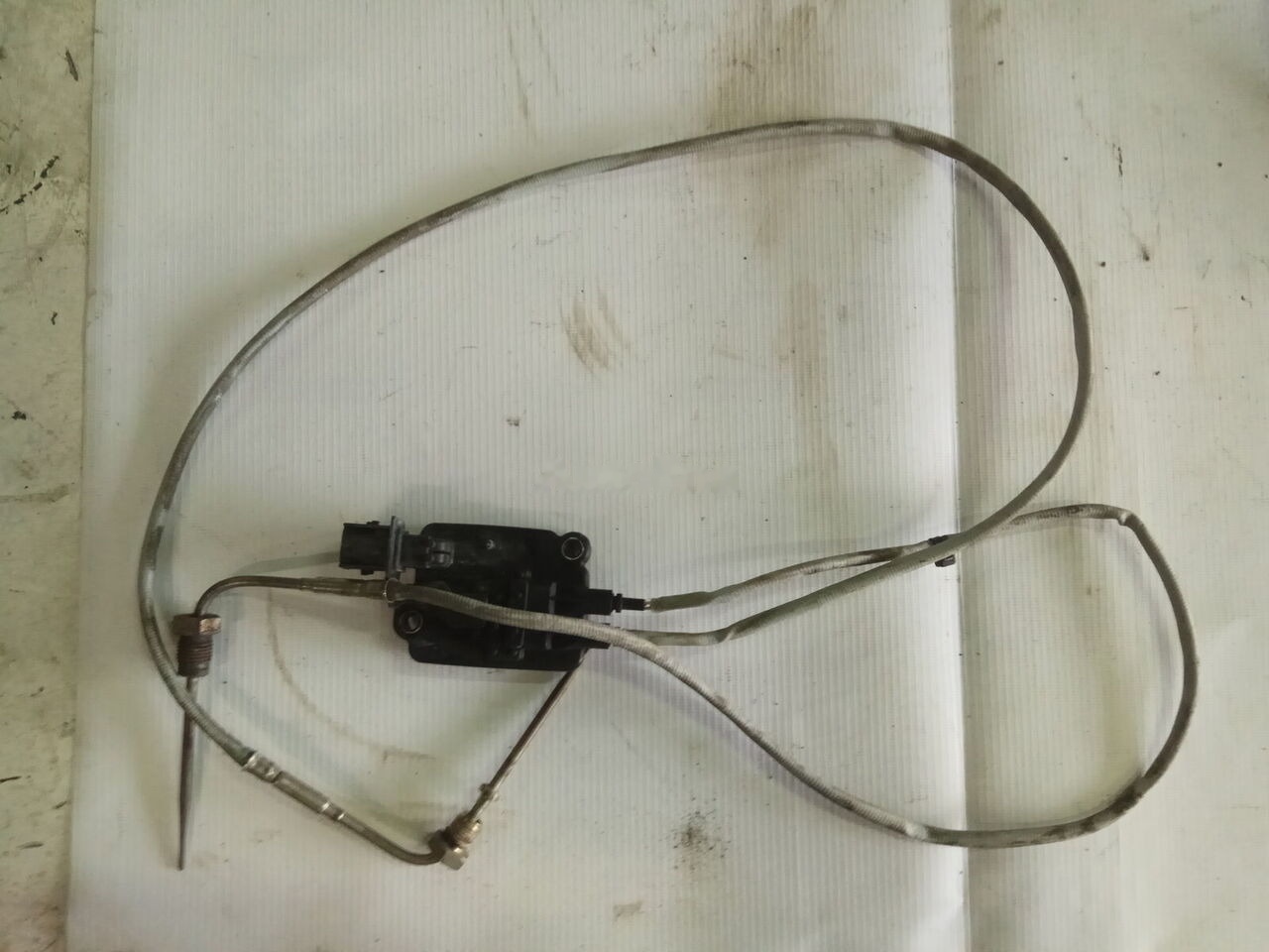 Temperatury spalin, SCR 4307107 DAF XF 106 truck - Sensor por Camião: foto 2 Temperatury spalin, SCR 4307107 DAF XF 106 truck - Sensor por Camião: foto 2