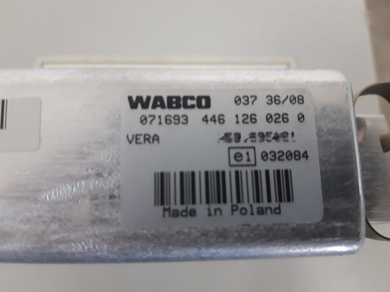 Voith RETARDER ECU 0004463115 Mercedes-Benz ACTROS truck - Centralina electrónica por Camião: foto 4 Voith RETARDER ECU 0004463115 Mercedes-Benz ACTROS truck - Centralina electrónica por Camião: foto 4