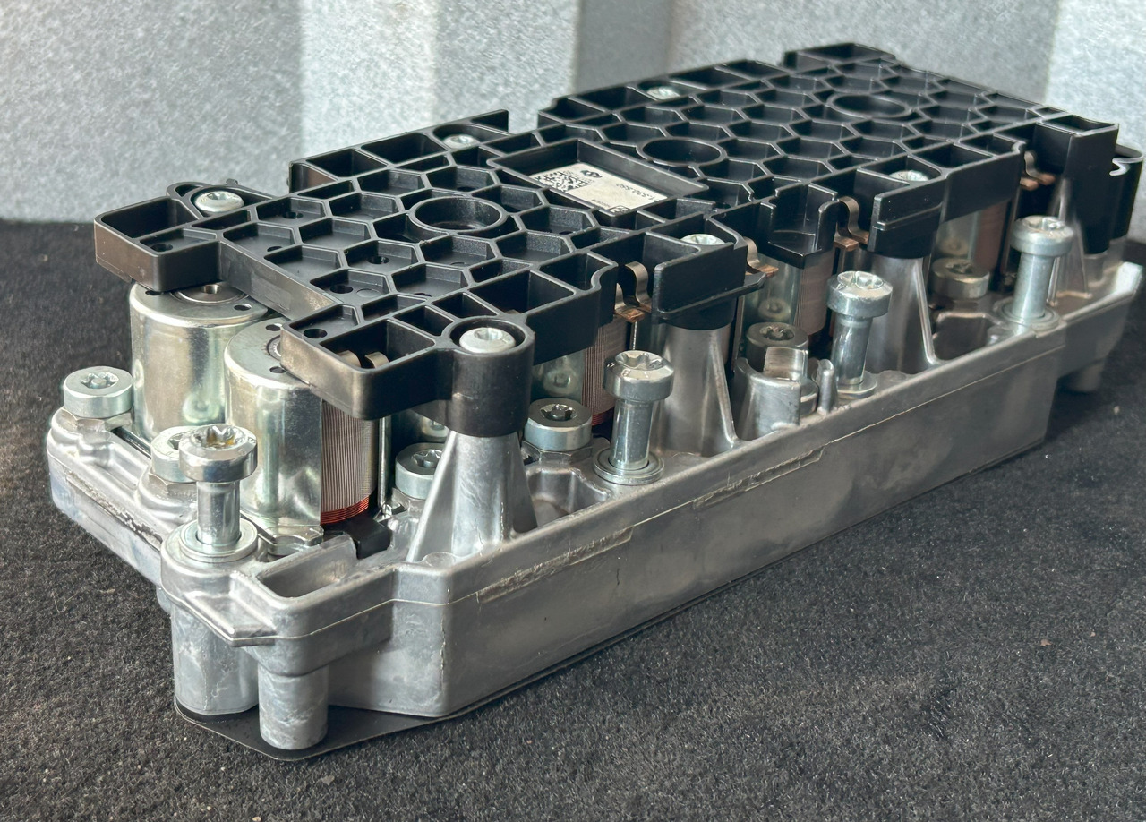ZF DAF XF 106 530 TRAXON ZF VALVE BLOCK - Centralina electrónica por Camião: foto 4 ZF DAF XF 106 530 TRAXON ZF VALVE BLOCK - Centralina electrónica por Camião: foto 4