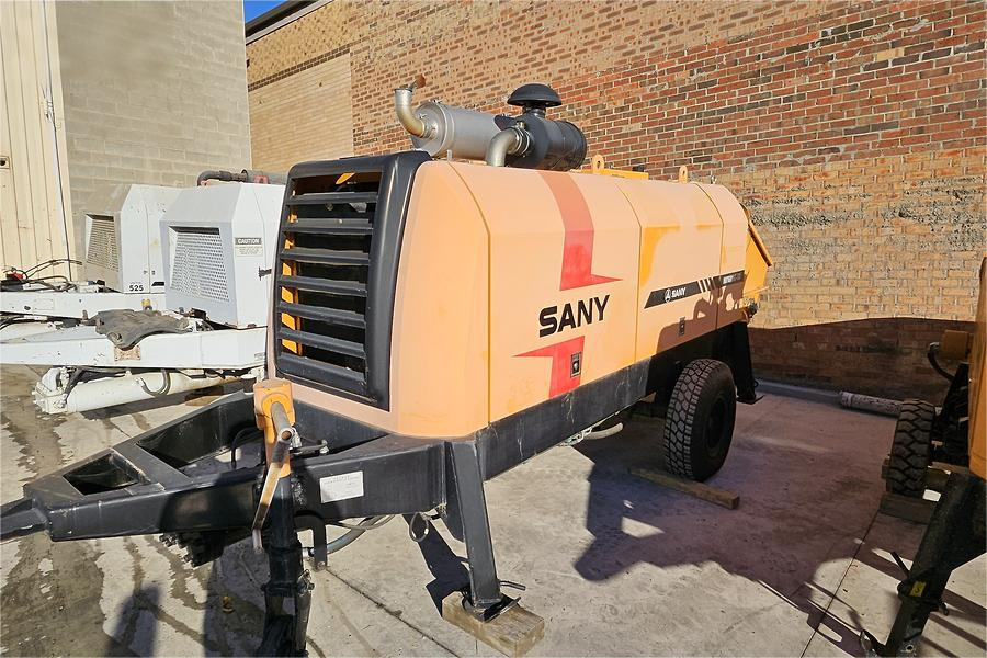 SANY 【ACHIEVE】TOP CONDITION!!! demo new low hours Sany Concrete Trailer Pump 2015 HBT6016C-5D - Bomba de betão estacionária: foto 1 SANY 【ACHIEVE】TOP CONDITION!!! demo new low hours Sany Concrete Trailer Pump 2015 HBT6016C-5D - Bomba de betão estacionária: foto 1