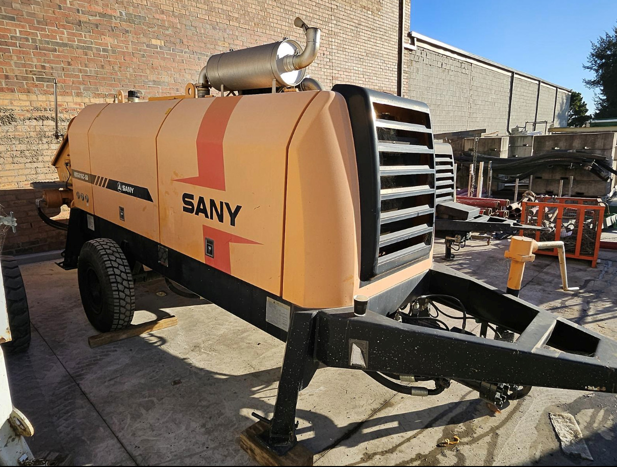 SANY 【ACHIEVE】TOP CONDITION!!! demo new low hours Sany Concrete Trailer Pump 2017 HBT5008C-5S - Bomba de betão estacionária: foto 1 SANY 【ACHIEVE】TOP CONDITION!!! demo new low hours Sany Concrete Trailer Pump 2017 HBT5008C-5S - Bomba de betão estacionária: foto 1