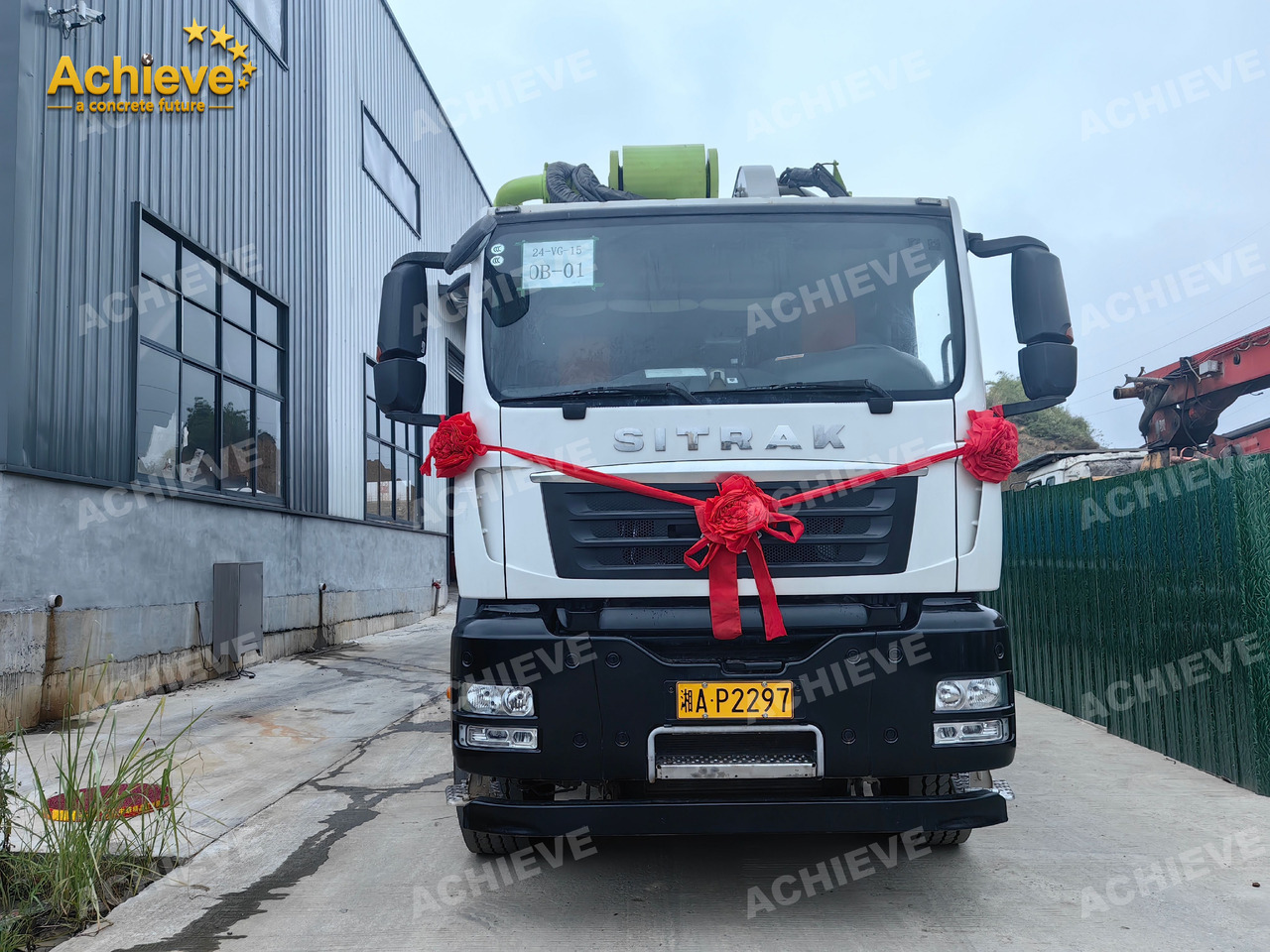 Zoomlion Zoomlion 70M 70X-6RZ Concrete pump truck ACTROS 4141 【ACHIEVE】TOP CONDITION!!! - Autobomba de betão: foto 2 Zoomlion Zoomlion 70M 70X-6RZ Concrete pump truck ACTROS 4141 【ACHIEVE】TOP CONDITION!!! - Autobomba de betão: foto 2