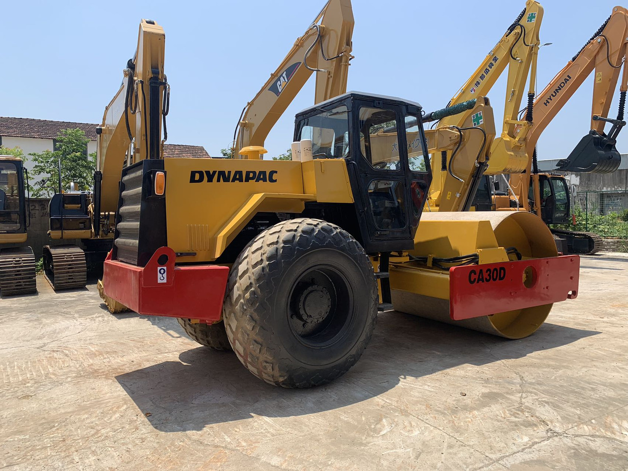 Dynapac CA30D Secondhand Vibratory Road Roller - Compactador de asfalto: foto 1 Dynapac CA30D Secondhand Vibratory Road Roller - Compactador de asfalto: foto 1