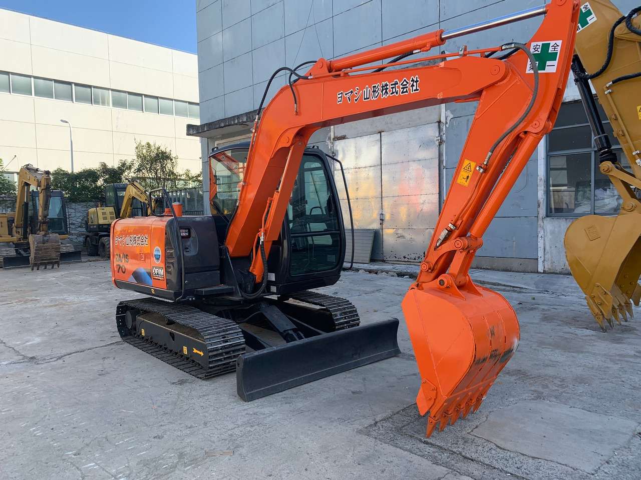 Hitachi Mini Excavator ZX70, ZX75, ZX60 Cheap Excavator Machine - Escavadora de rastos: foto 2 Hitachi Mini Excavator ZX70, ZX75, ZX60 Cheap Excavator Machine - Escavadora de rastos: foto 2