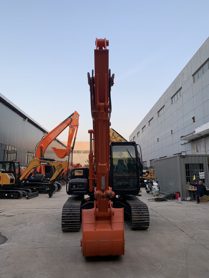 Hitachi ZX120 ZX70 ZX200 Good Price Secondhand Excavator - Escavadora de rastos: foto 3 Hitachi ZX120 ZX70 ZX200 Good Price Secondhand Excavator - Escavadora de rastos: foto 3