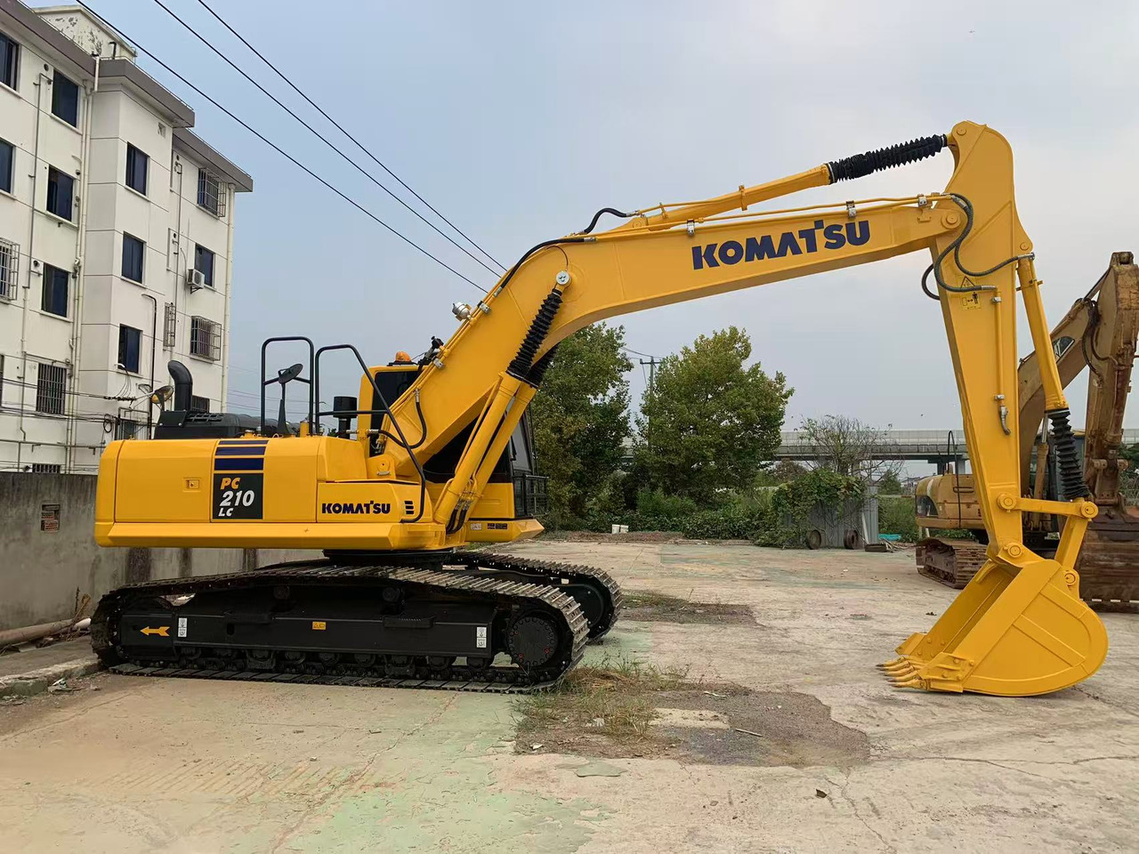 Komatsu Crawler Excavator PC210, PC200 Good Price Japan Excavator - Escavadora de rastos: foto 4 Komatsu Crawler Excavator PC210, PC200 Good Price Japan Excavator - Escavadora de rastos: foto 4