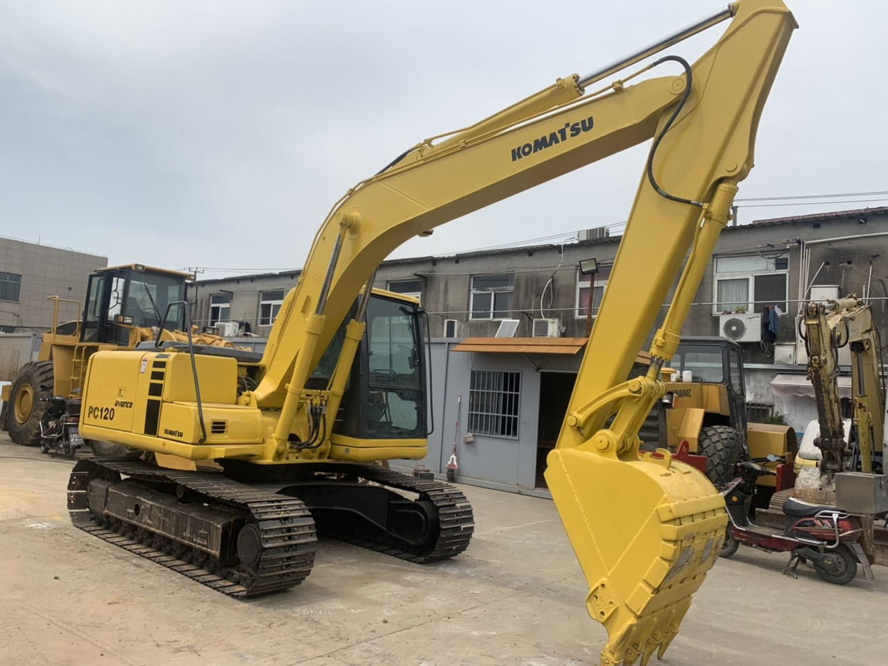 Komatsu PC120 Secondhand Excavator Good Price on Sale - Escavadora de rastos: foto 2 Komatsu PC120 Secondhand Excavator Good Price on Sale - Escavadora de rastos: foto 2