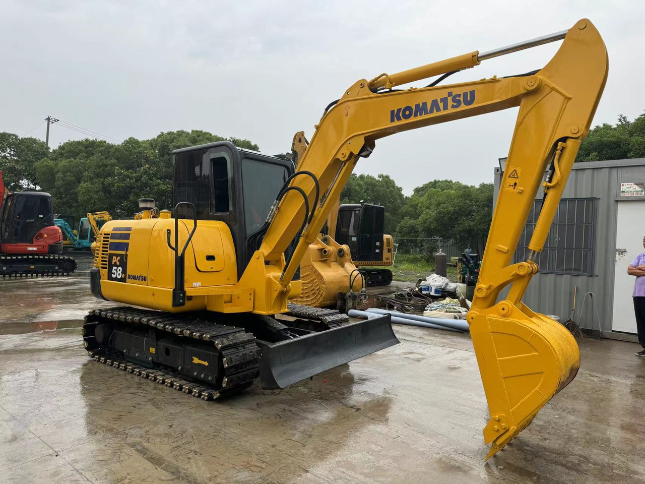 Komatsu PC58, PC56, PC55 Small Excavator With Rubber Tracks - Escavadora de rastos: foto 1 Komatsu PC58, PC56, PC55 Small Excavator With Rubber Tracks - Escavadora de rastos: foto 1