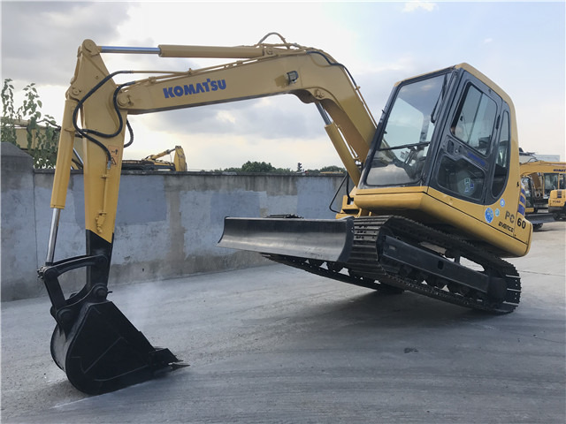 Komatsu PC60 Excavator 6 ton Small Digger Made in Japan - Escavadora de rastos: foto 4 Komatsu PC60 Excavator 6 ton Small Digger Made in Japan - Escavadora de rastos: foto 4
