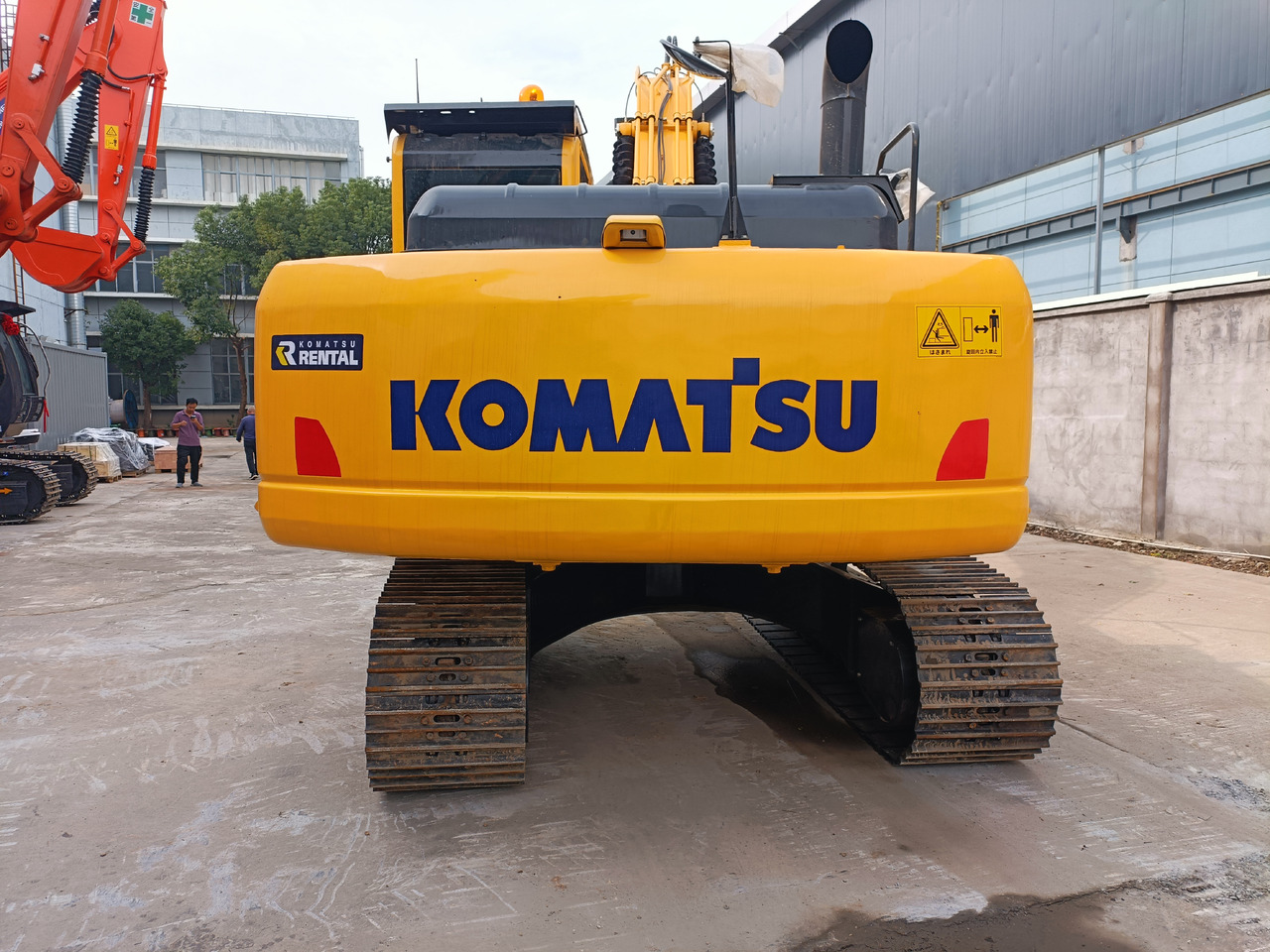 Komatsu Tracked Excavator PC200 Secondhand Condition - Escavadora de rastos: foto 5 Komatsu Tracked Excavator PC200 Secondhand Condition - Escavadora de rastos: foto 5