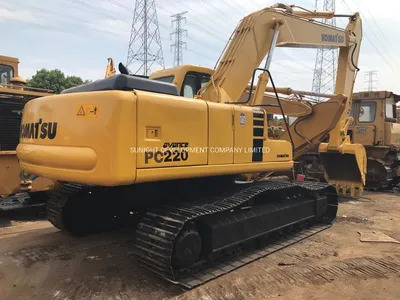 Nice Performance Used Komatsu PC220-6, 22t Komatsu PC220 PC200 Excavator - Escavadora de rastos: foto 1 Nice Performance Used Komatsu PC220-6, 22t Komatsu PC220 PC200 Excavator - Escavadora de rastos: foto 1