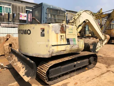 Original Color 6t Sumitomo Sh60 Mini Excavator with blade - Escavadora de rastos: foto 1 Original Color 6t Sumitomo Sh60 Mini Excavator with blade - Escavadora de rastos: foto 1