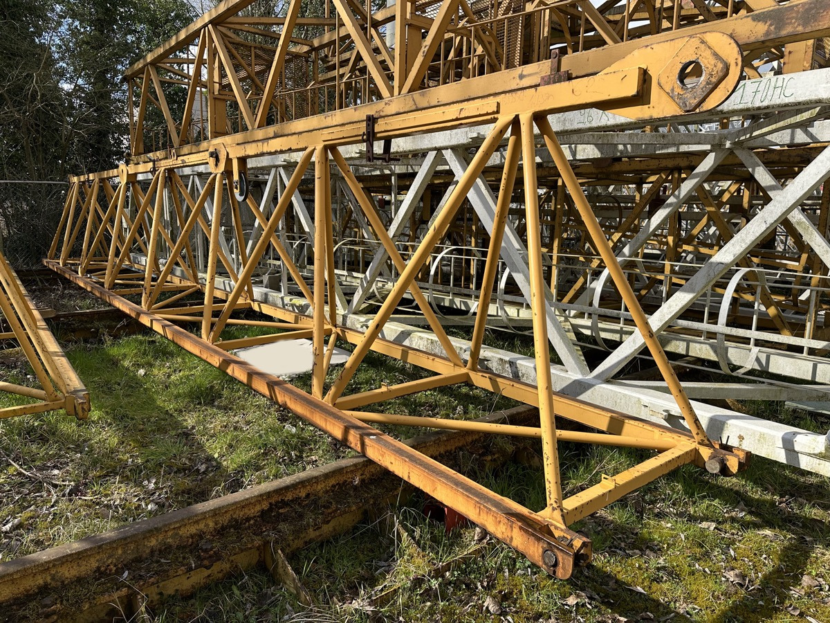 LIEBHERR 154 EC-H 6 Litronic - Guindaste de torre: foto 2 LIEBHERR 154 EC-H 6 Litronic - Guindaste de torre: foto 2