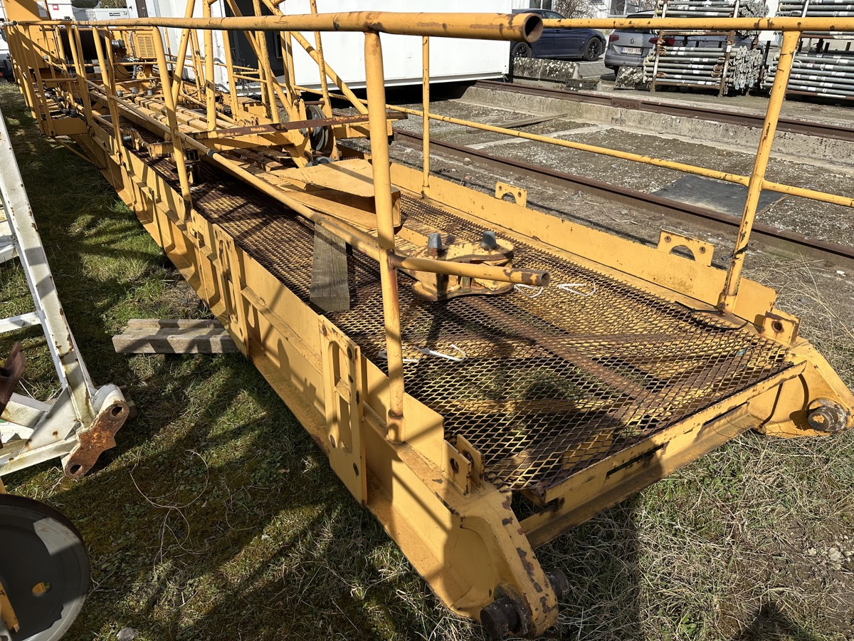 LIEBHERR 154 EC-H 6 Litronic - Guindaste de torre: foto 4 LIEBHERR 154 EC-H 6 Litronic - Guindaste de torre: foto 4