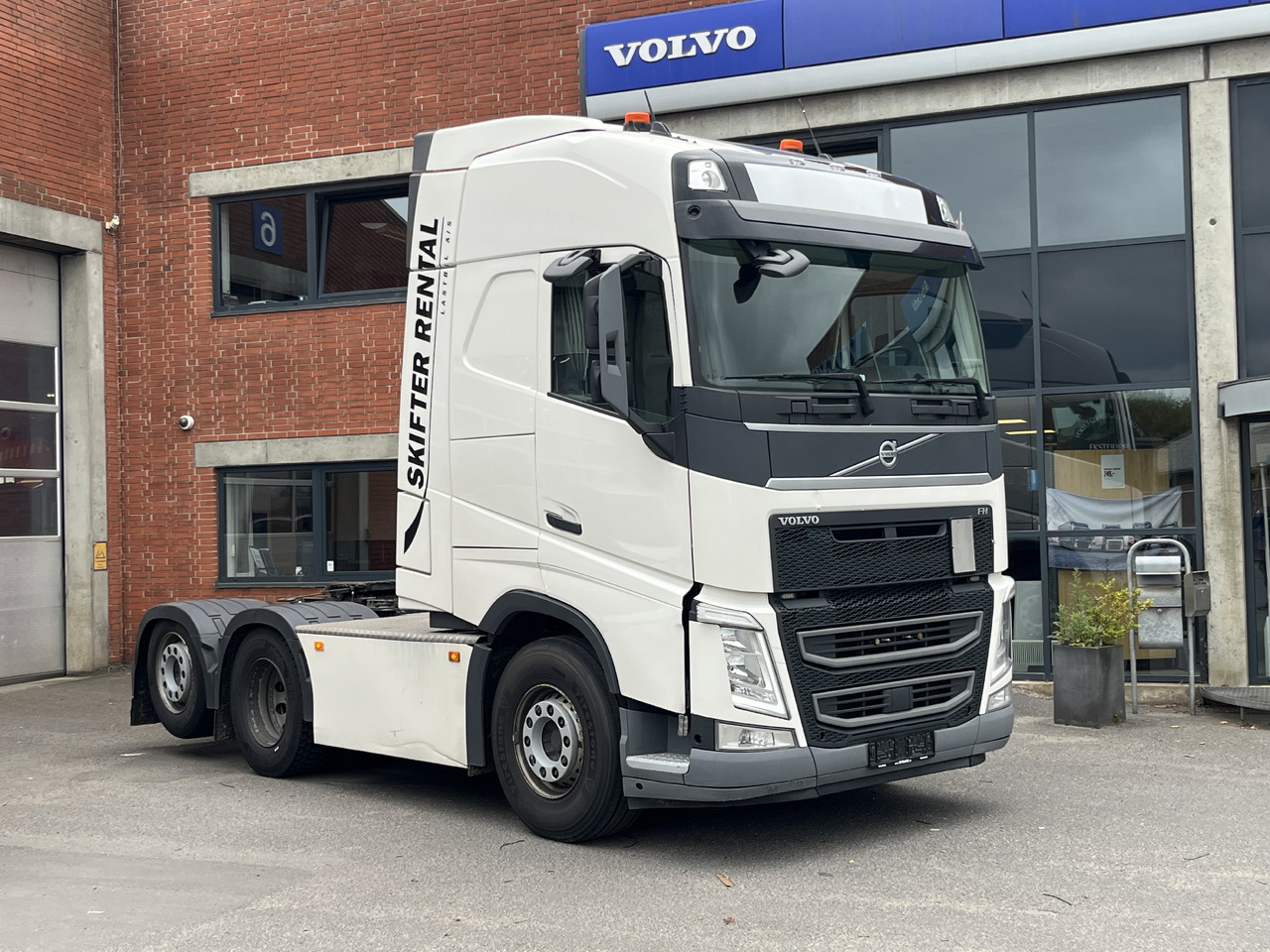 Volvo FH 500TC 6x2 - Tractor: foto 1 Volvo FH 500TC 6x2 - Tractor: foto 1
