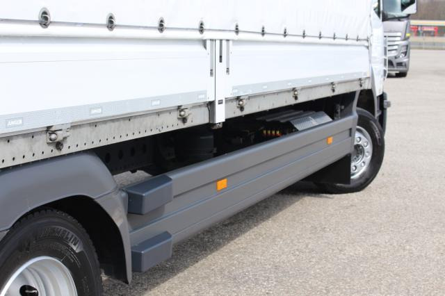 Mercedes-Benz Atego 1224 L - Camião de lona: foto 5 Mercedes-Benz Atego 1224 L - Camião de lona: foto 5